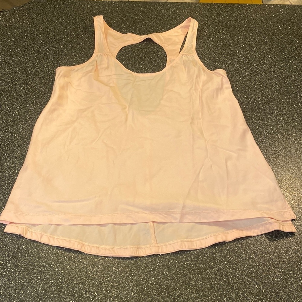 LULULEMON | pink workout top size 8